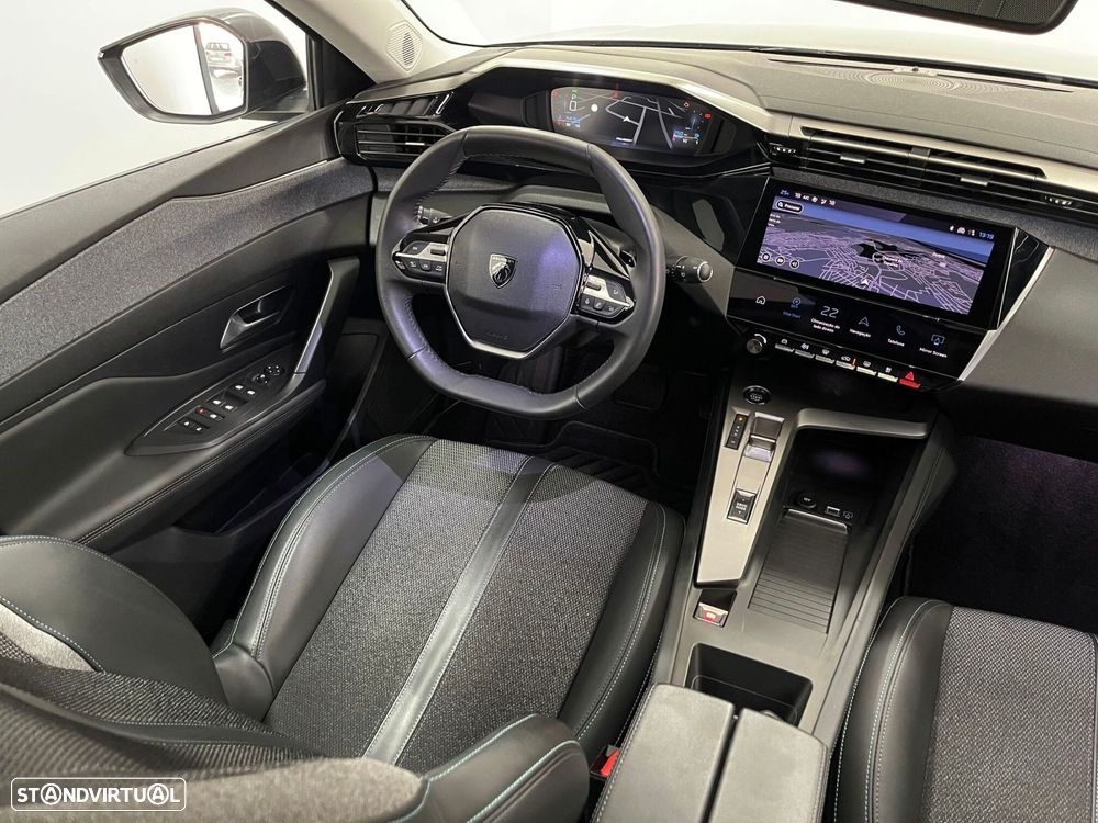 Peugeot 308 SW 1.2 PureTech Allure Pack EAT8 - 22