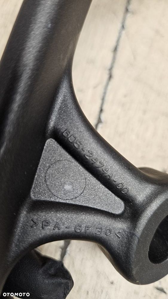 Uchwyt pasażera lewy prawy rączka Yamaha Niken - 6