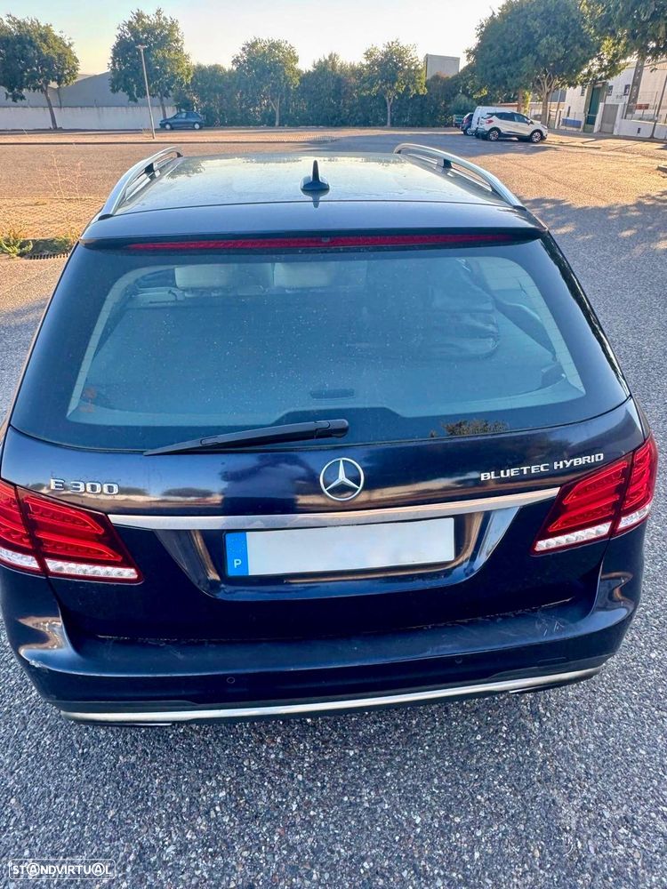 Mercedes-Benz E 300 Bluetec Hybrid Avantgarde - 17