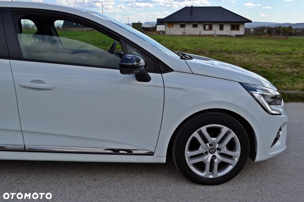 Renault Clio - 12