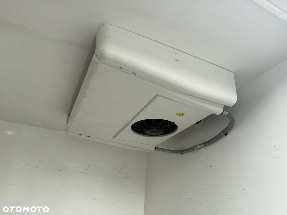 Volkswagen Crafter - 12