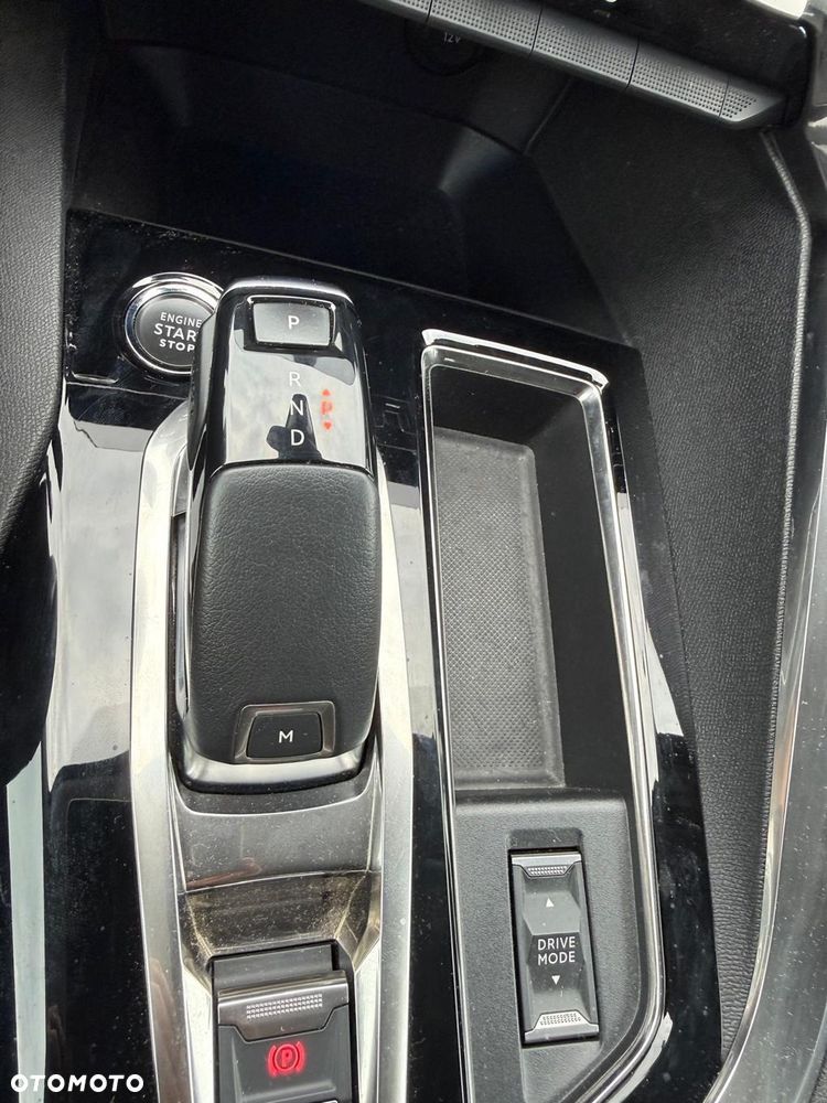 Peugeot 3008 1.2 PureTech GT S&S EAT8 - 27