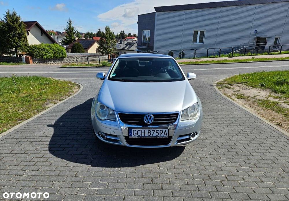 Volkswagen Eos - 2