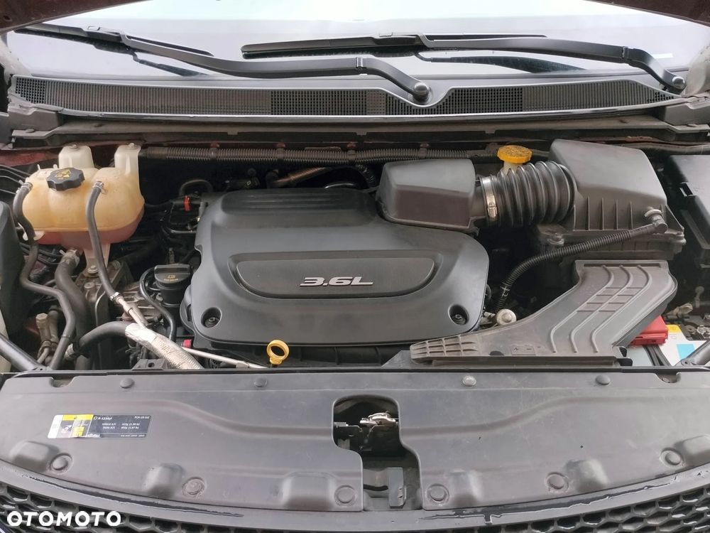 Chrysler Pacifica - 27