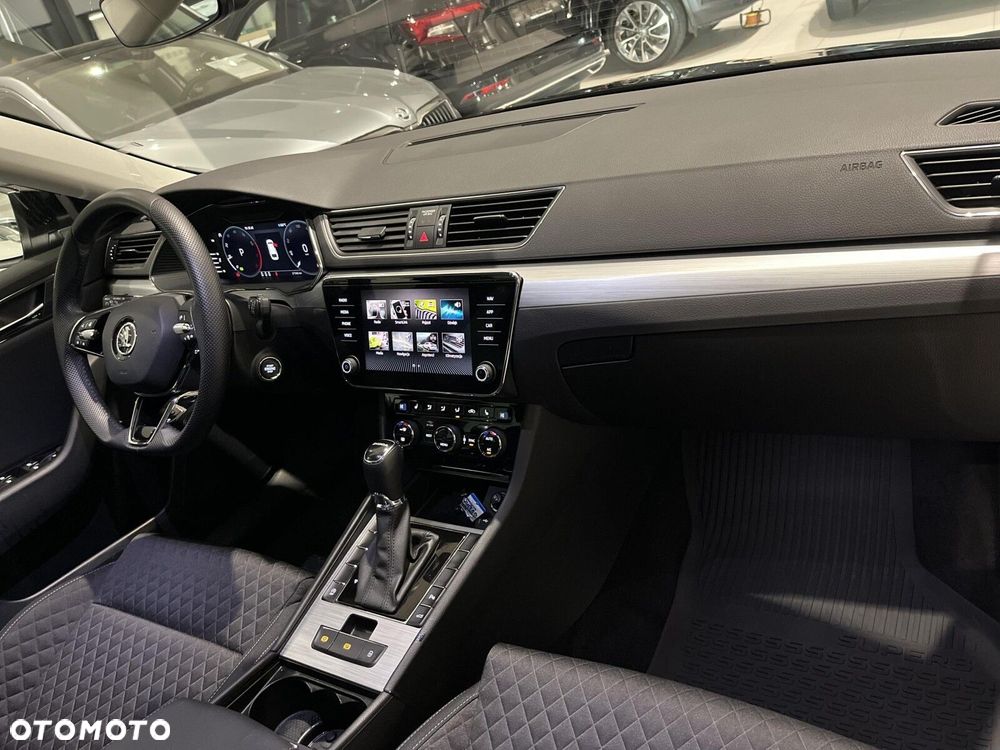 Skoda Superb 1.5 TSI Ambition DSG - 11