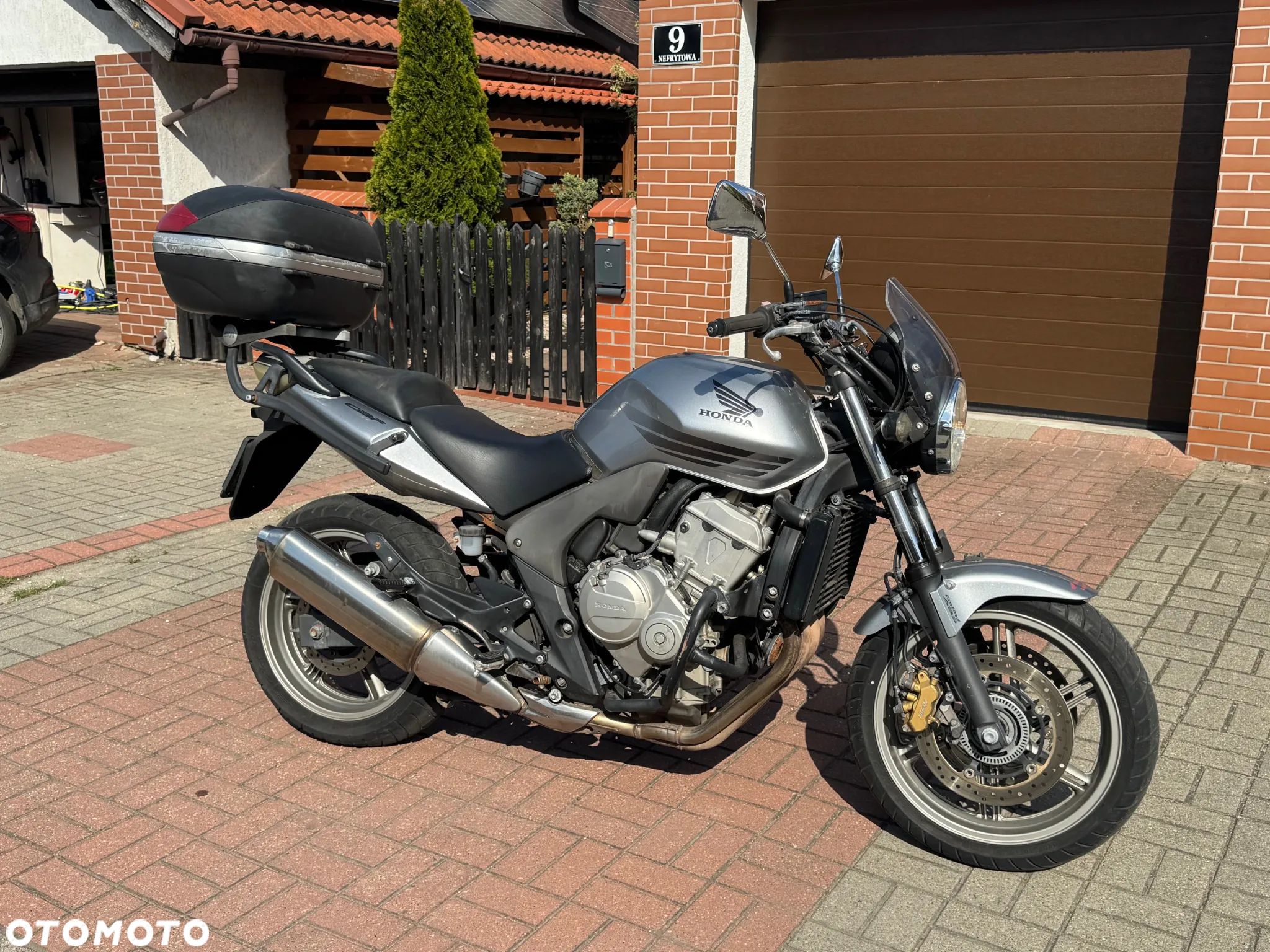 Honda CBF - 1
