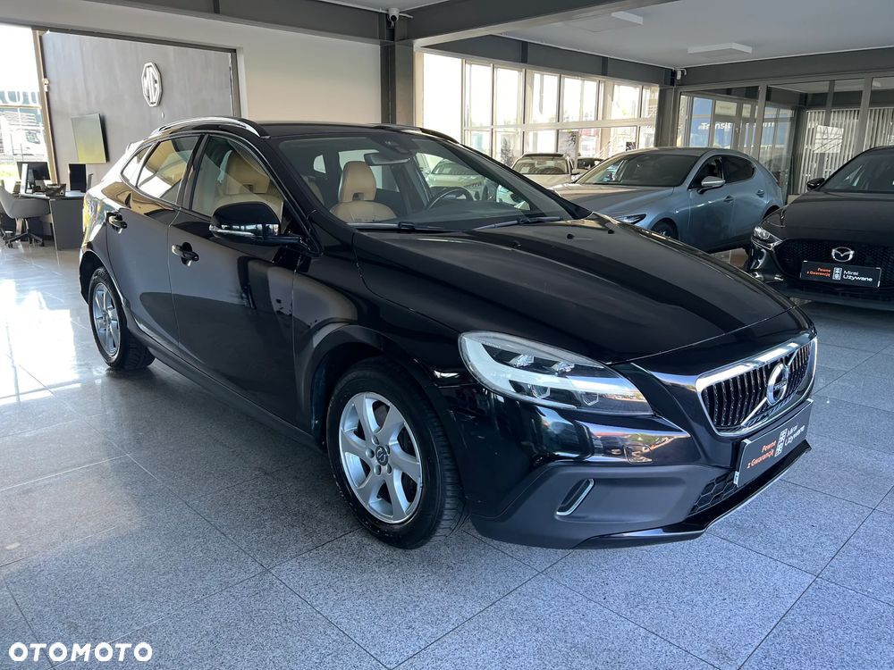 Volvo V40 Cross Country D3 Drive-E Summum - 3