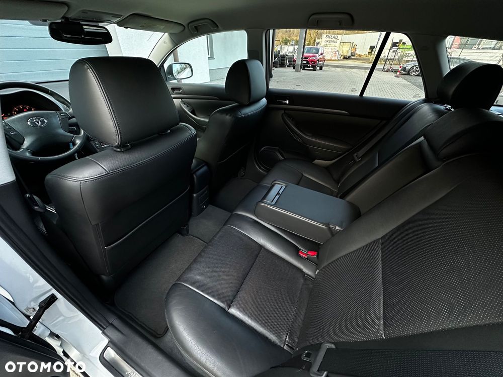 Toyota Avensis 2.0 VVT-i Prestige Premium - 13