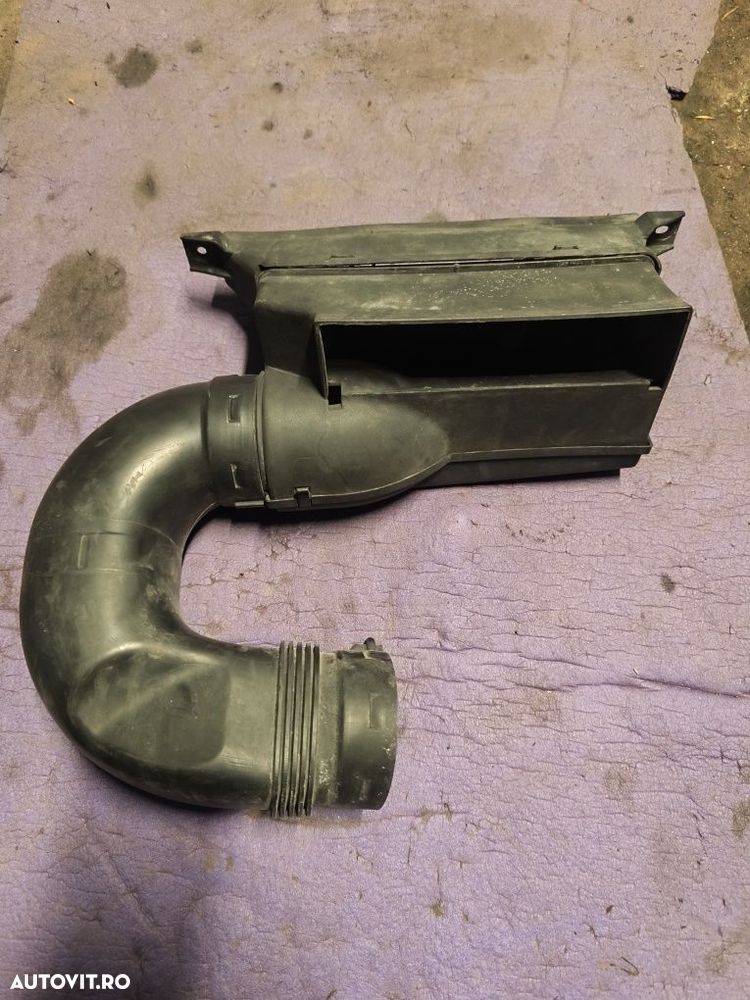 Deflector aer Volkswagen Passat B6 / priză aer Passat B6 1k0805962A - 2