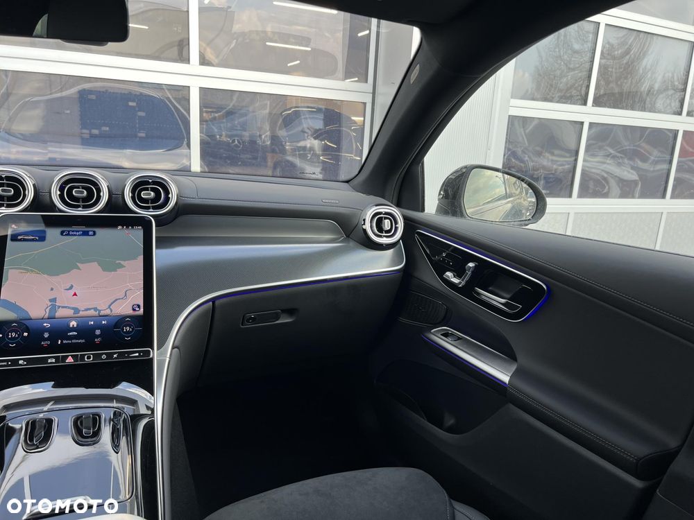 Mercedes-Benz GLC 200 d 4Matic 9G-TRONIC AMG Line Advanced - 14