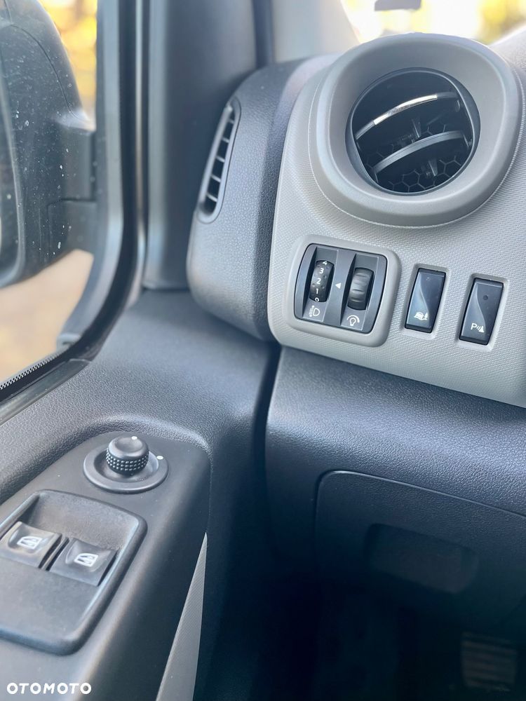 Renault Trafic - 17