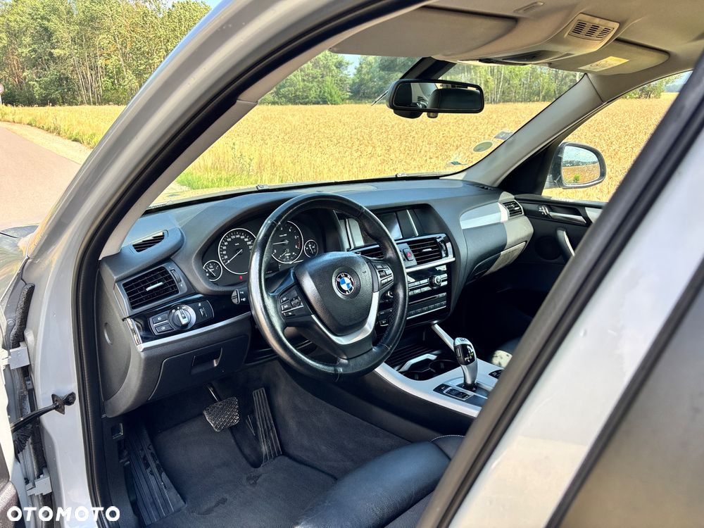 BMW X3 sDrive18d xLine - 14