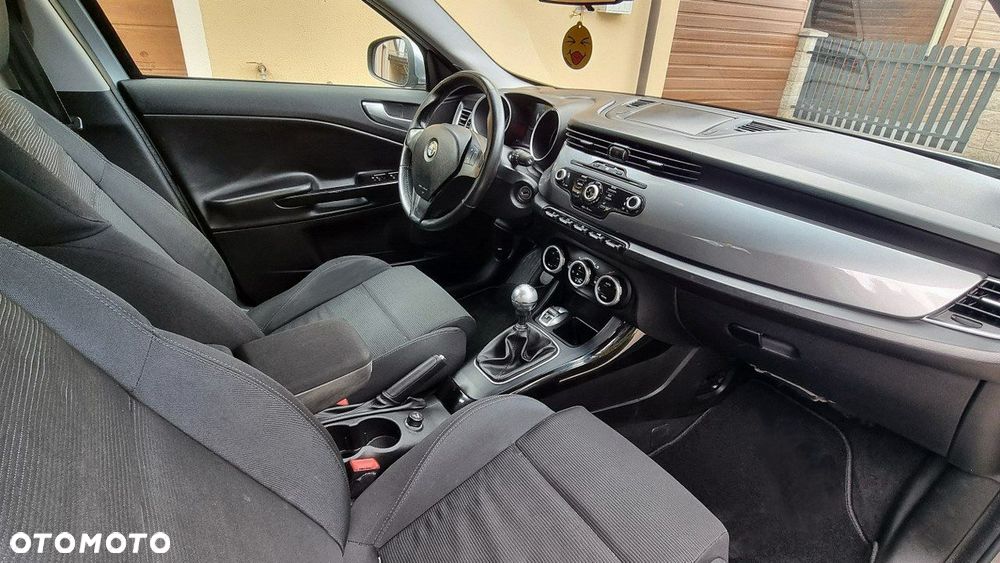 Alfa Romeo Giulietta - 12