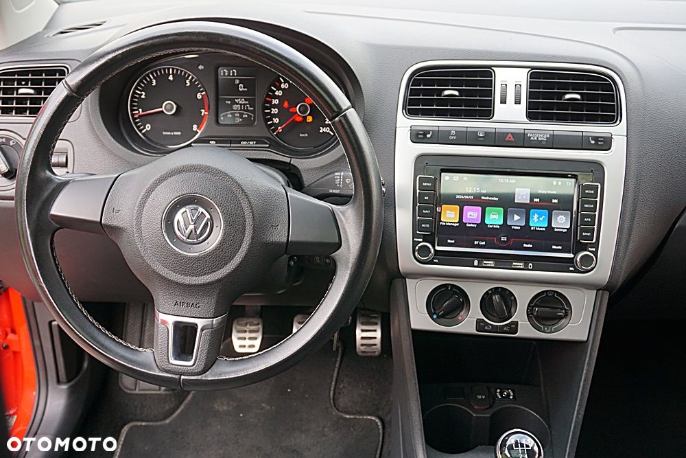 Volkswagen Polo - 25