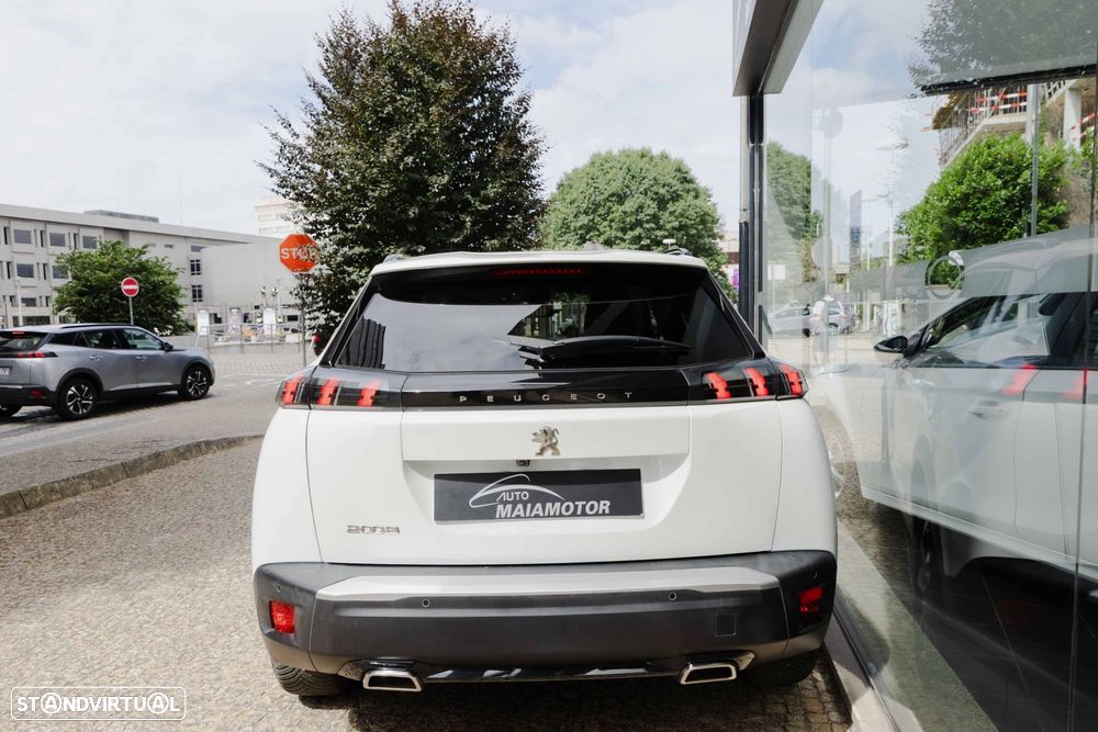 Peugeot 2008 1.2 PureTech Allure Pack EAT8 - 21