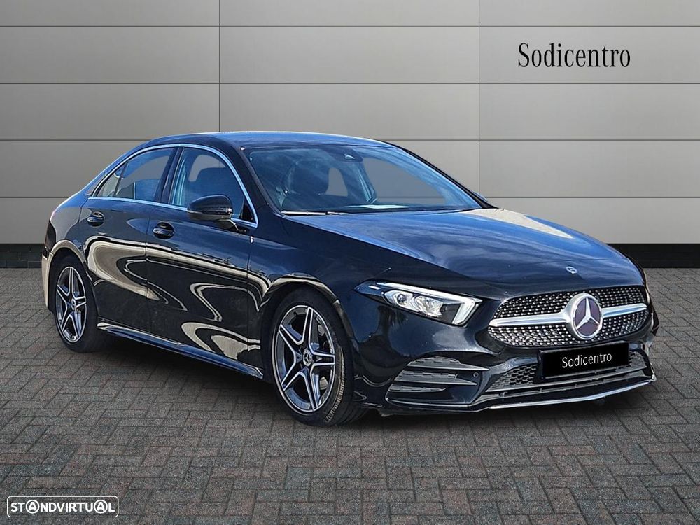 Mercedes-Benz A 180 Limousine d AMG Line Aut. - 4