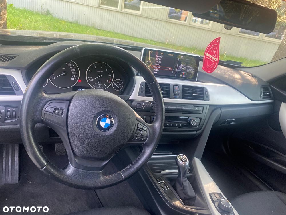 BMW Seria 3 316d - 7