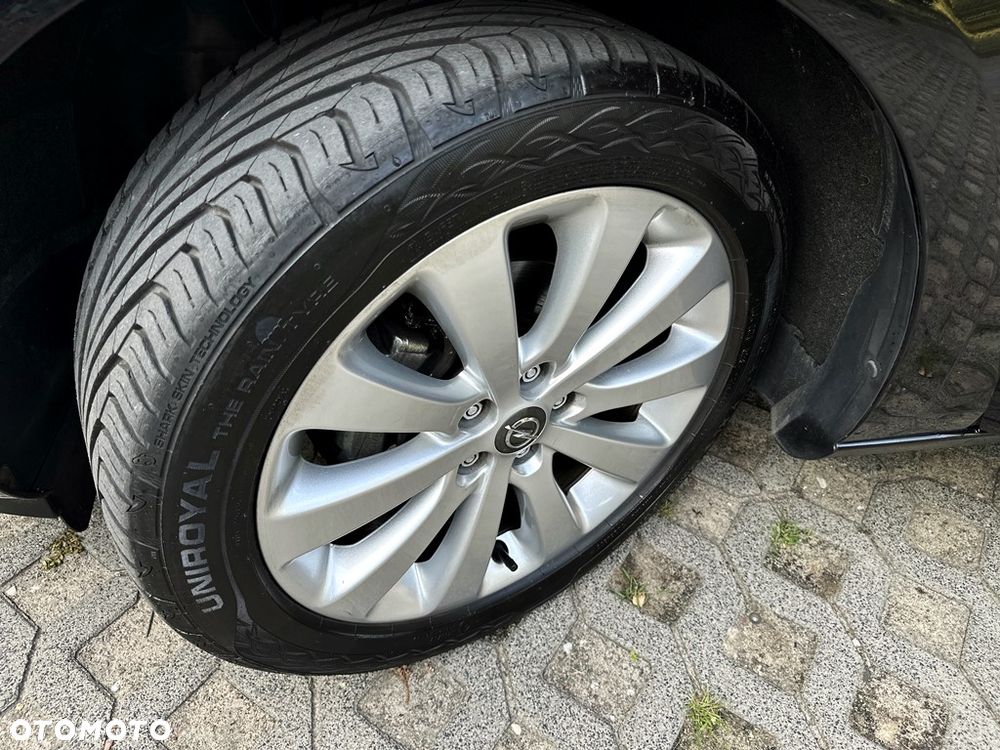 Opel Astra 1.4 Turbo Design Edition - 32