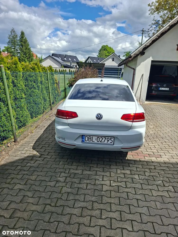 Volkswagen Passat 2.0 TDI SCR Comfortline - 2