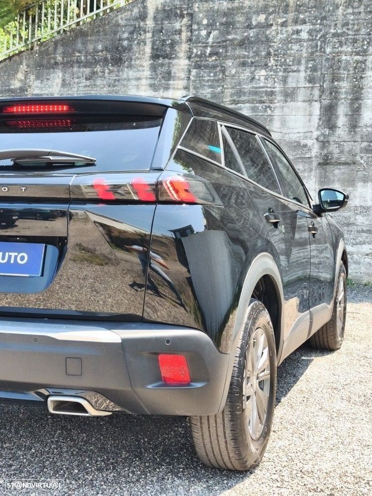Peugeot 2008 PureTech 130 EAT8 Allure - 26