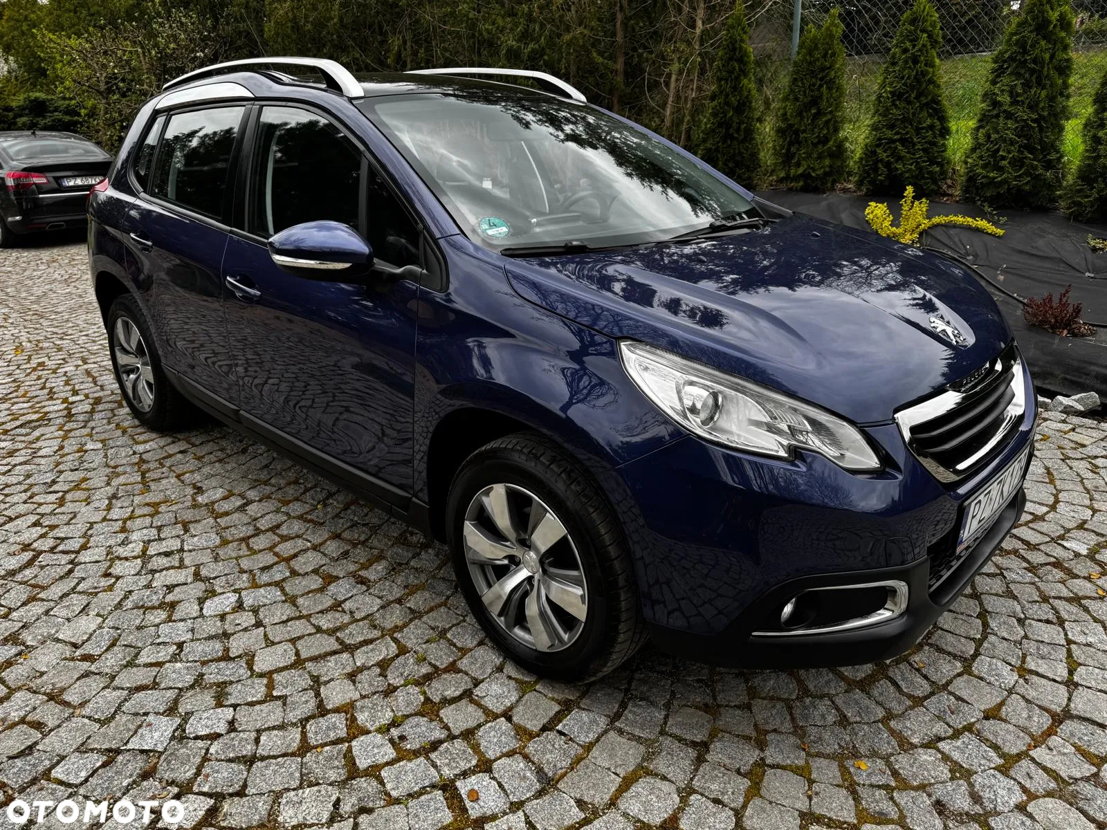 Peugeot 2008 1.2 Pure Tech Style - 5