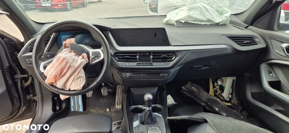 BMW Seria 1 118i M Sport - 19