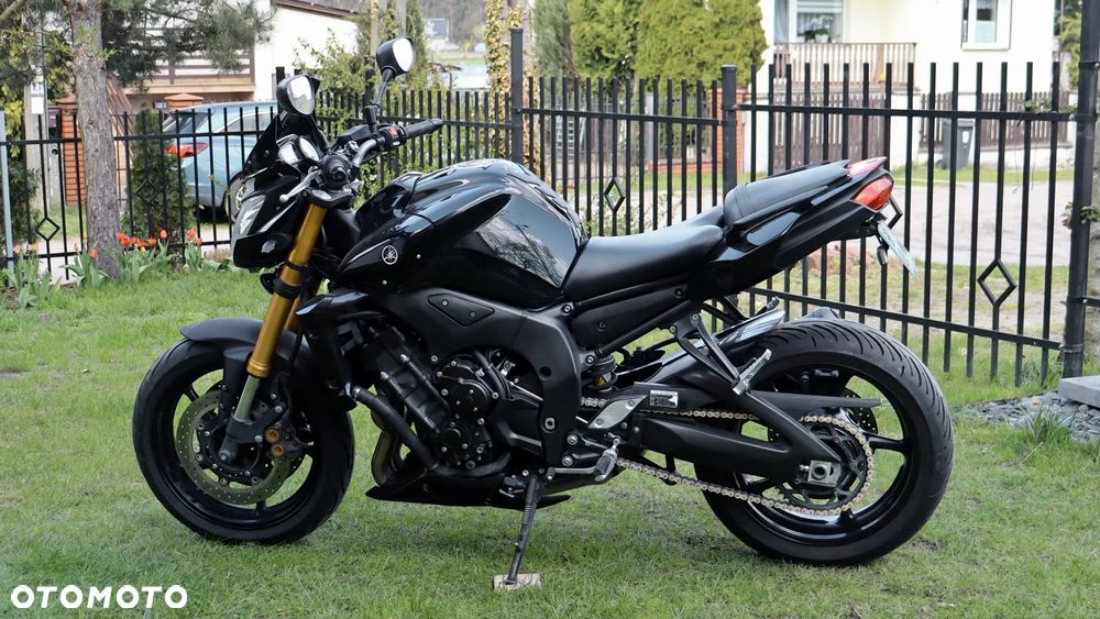 Yamaha FZ8 - 9