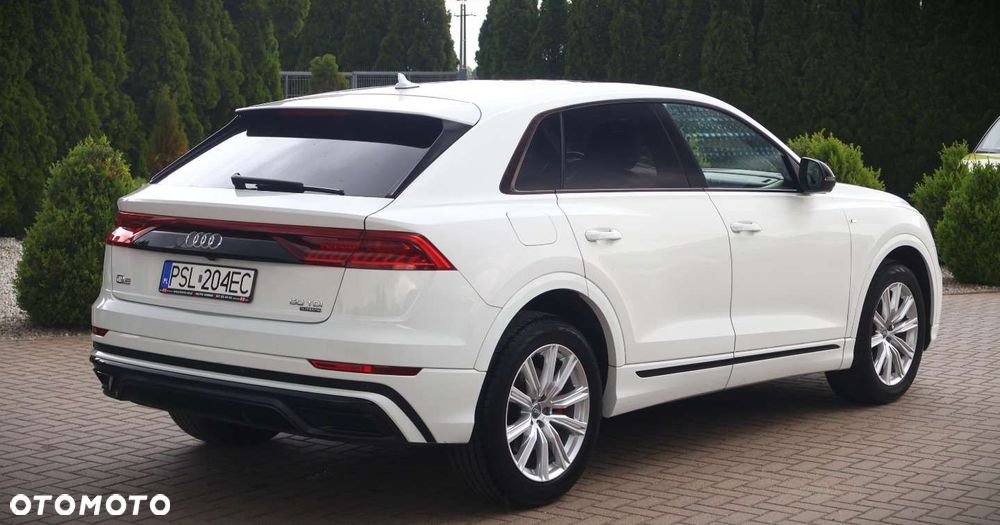 Audi Q8 - 6