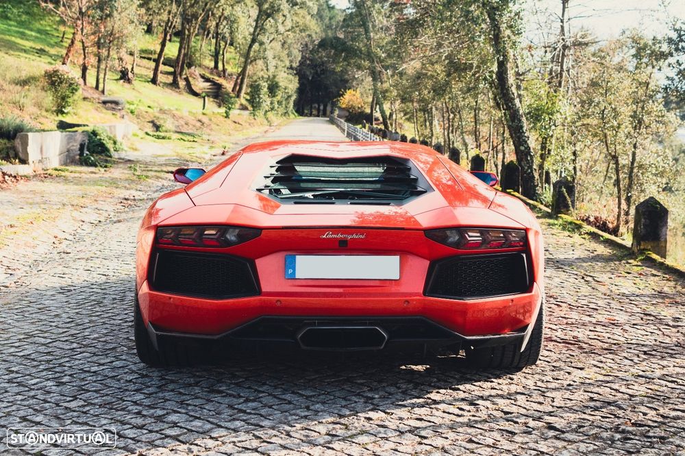 Lamborghini Aventador 6.5 V12 LP700-4 - 17