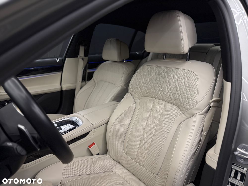 BMW Seria 7 - 14