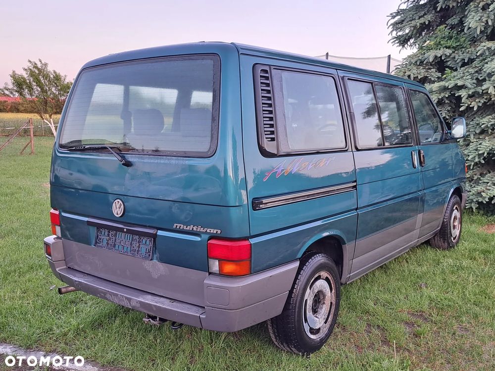 Volkswagen Multivan - 9