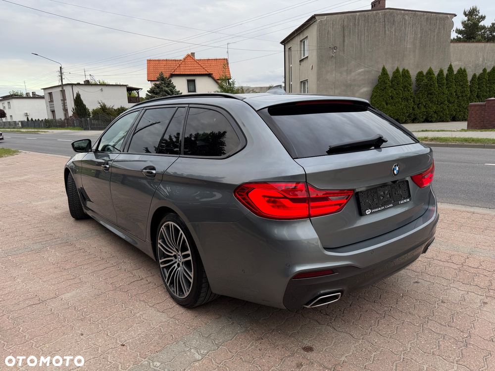 BMW Seria 5 520d M Sport Edition - 6