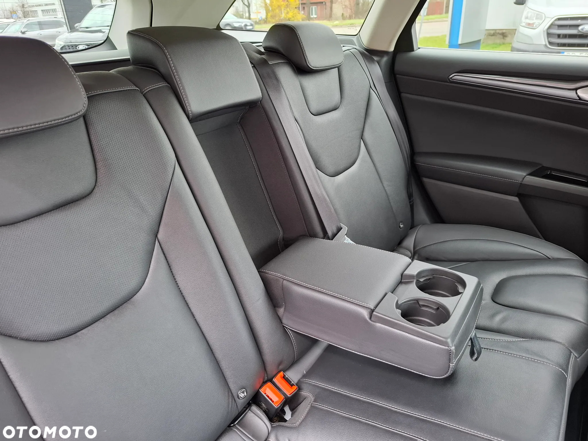 Ford Mondeo 2.0 EcoBlue Titanium - 9