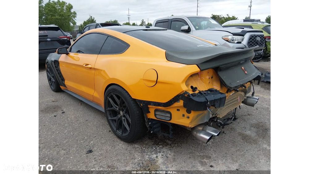 Ford Mustang 5.0 V8 GT - 5