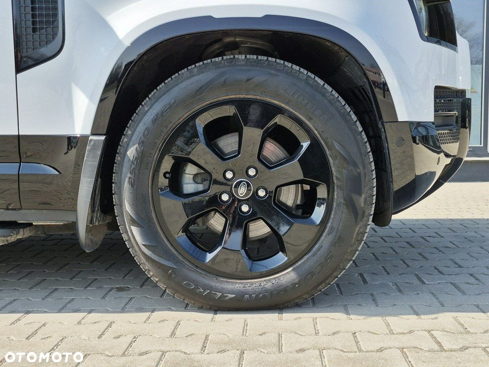 Land Rover Defender - 9