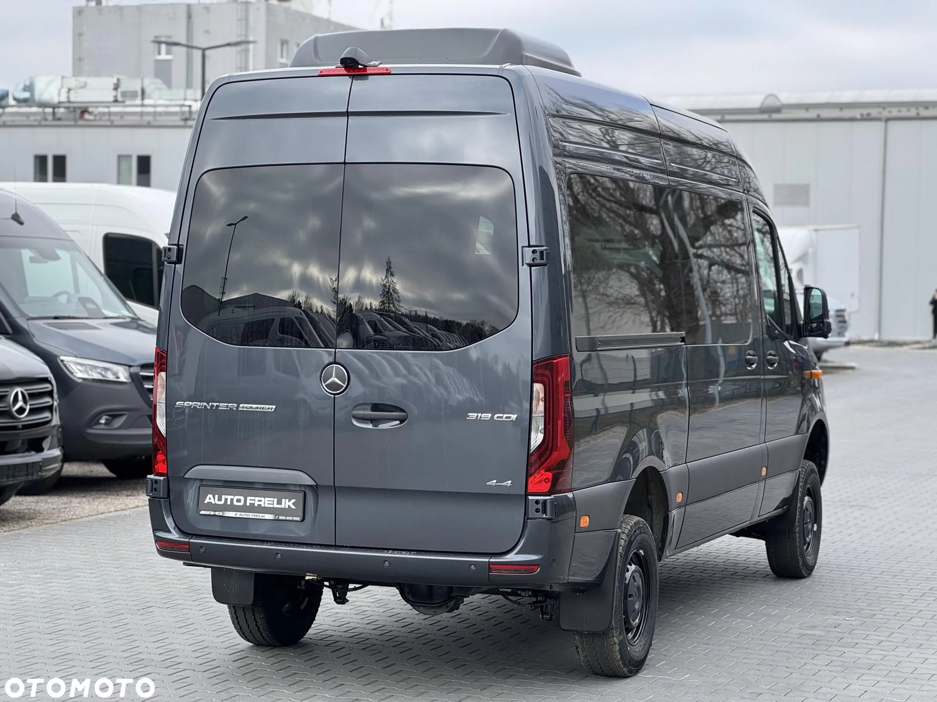Mercedes-Benz Sprinter - 5