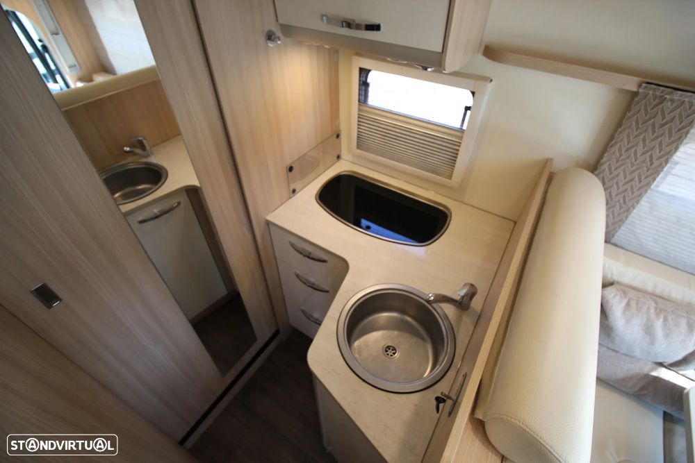 Burstner Ixeo IT 700 *CAMA CENTRAL+BASCULANTE* - 14