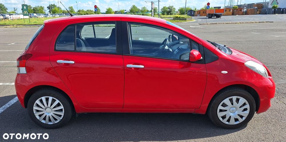 Toyota Yaris 1.33 Luna - 3