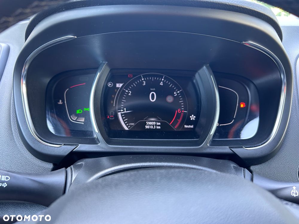 Renault Scenic - 17