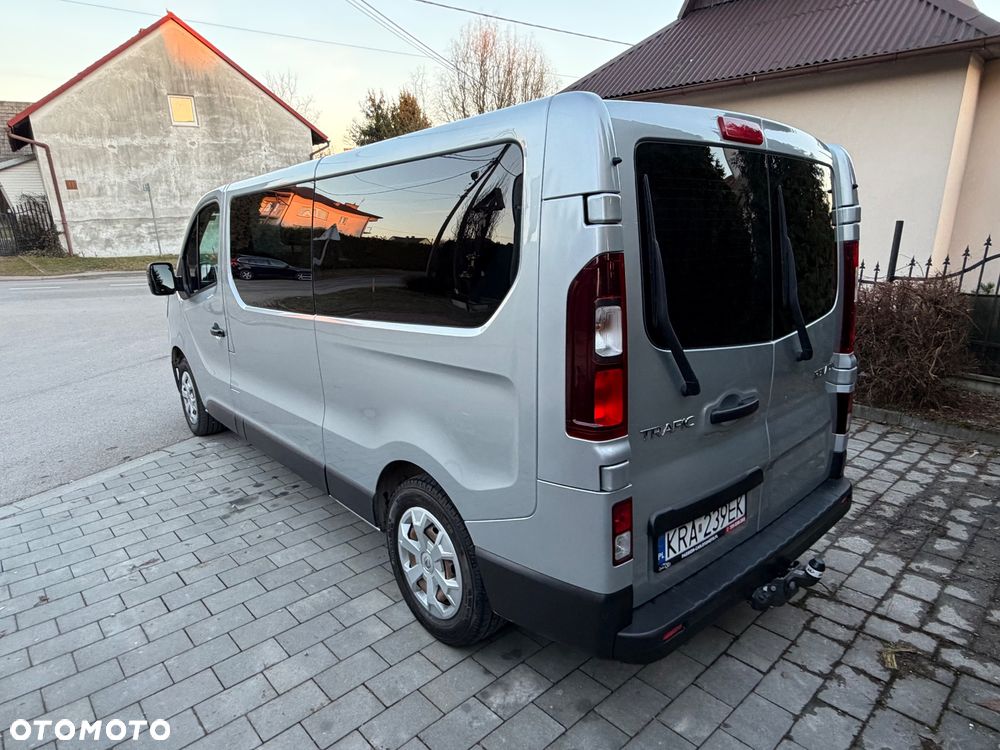 Renault Trafic - 12