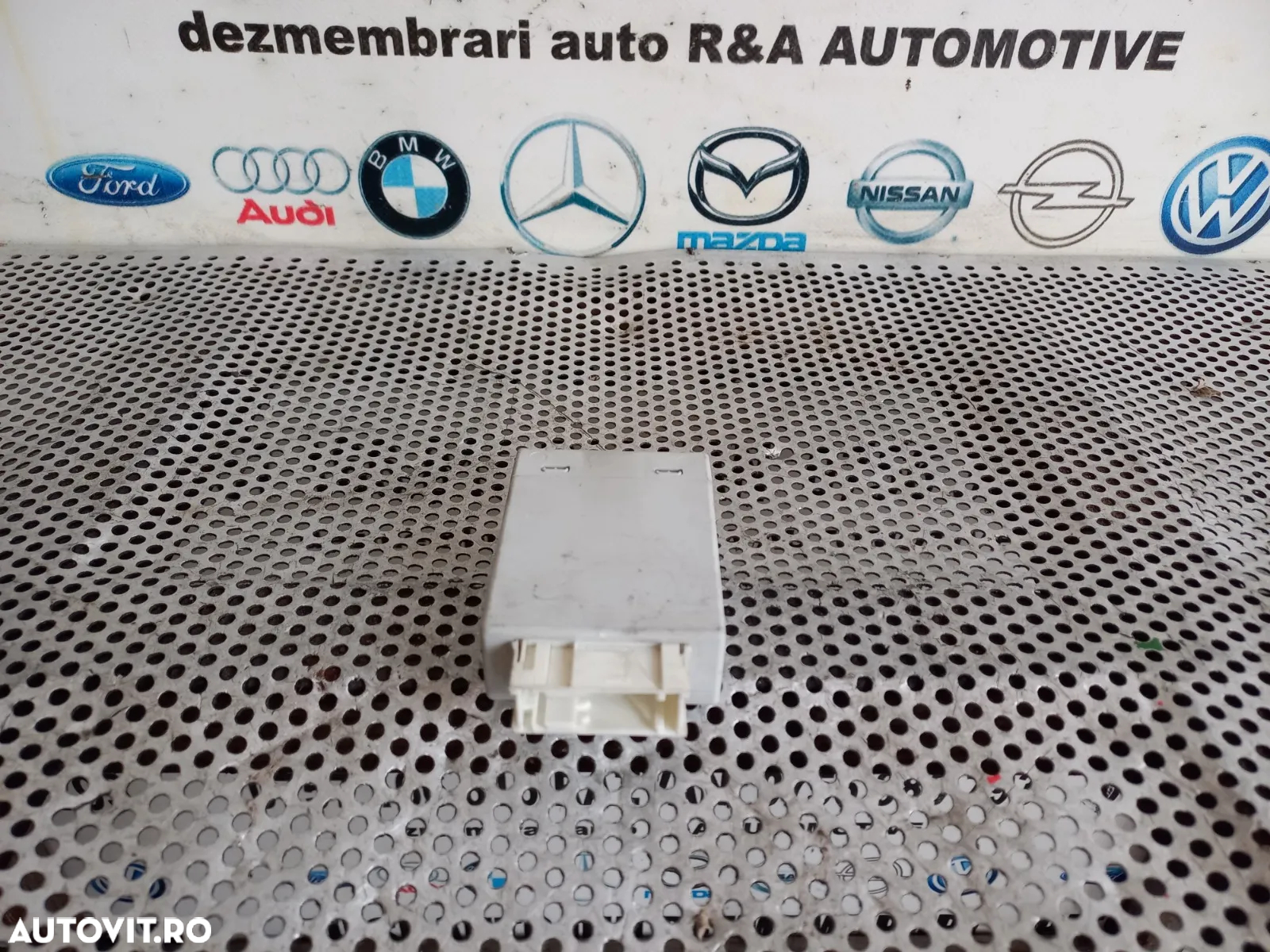 Modul Control Suspensie Bmw X5 X6 E70 E71 Cod  - Dezmembrari Arad - 2