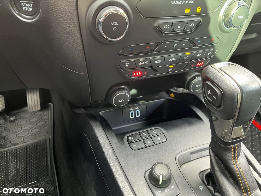 Ford Ranger 2.0 EcoBlue 4x4 DC Wildtrak - 33