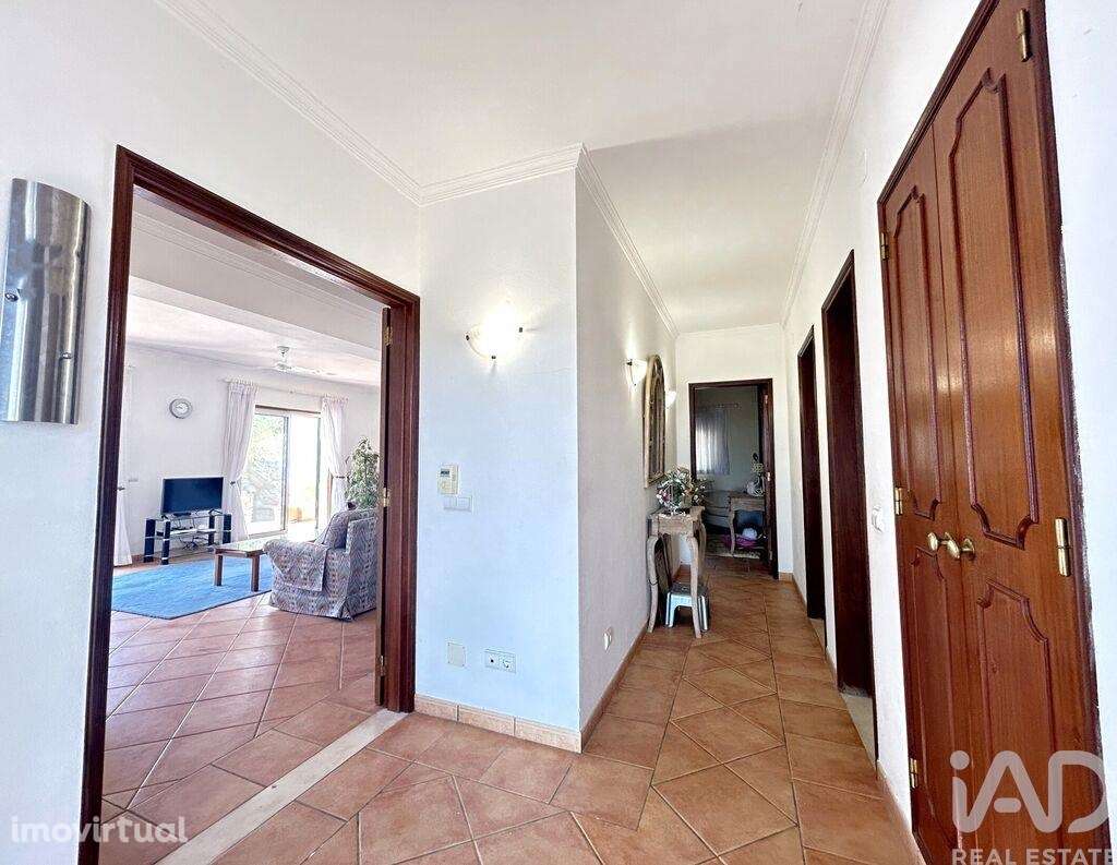 Moradia isolada T3 em São Brás de Alportel de 182,25 m2 - Grande imagem: 2/33
