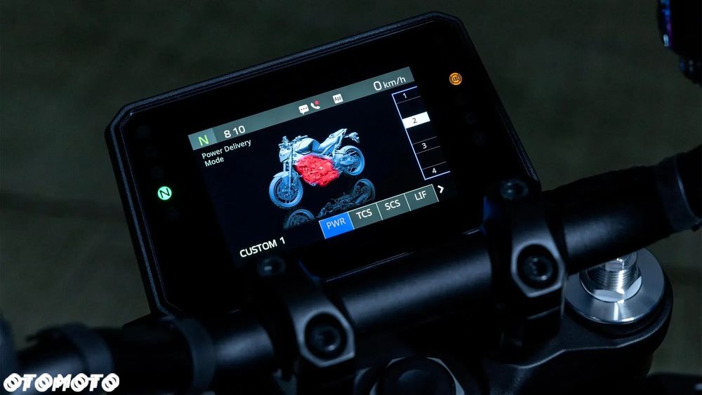Yamaha MT - 5
