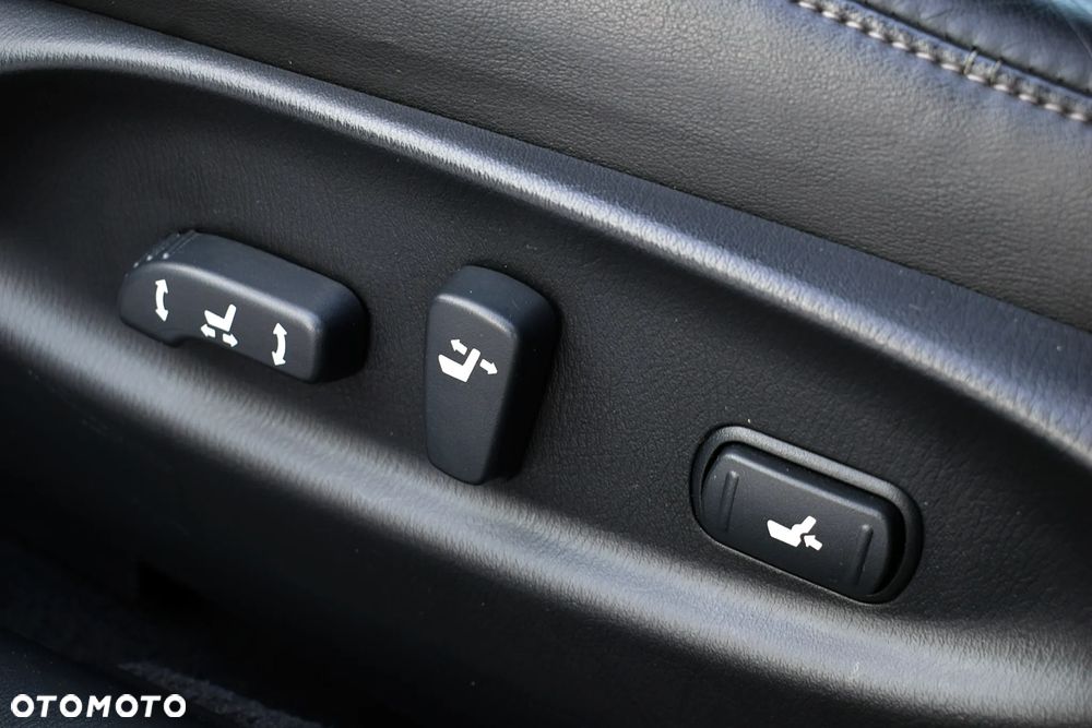 Infiniti M M30d S - 20