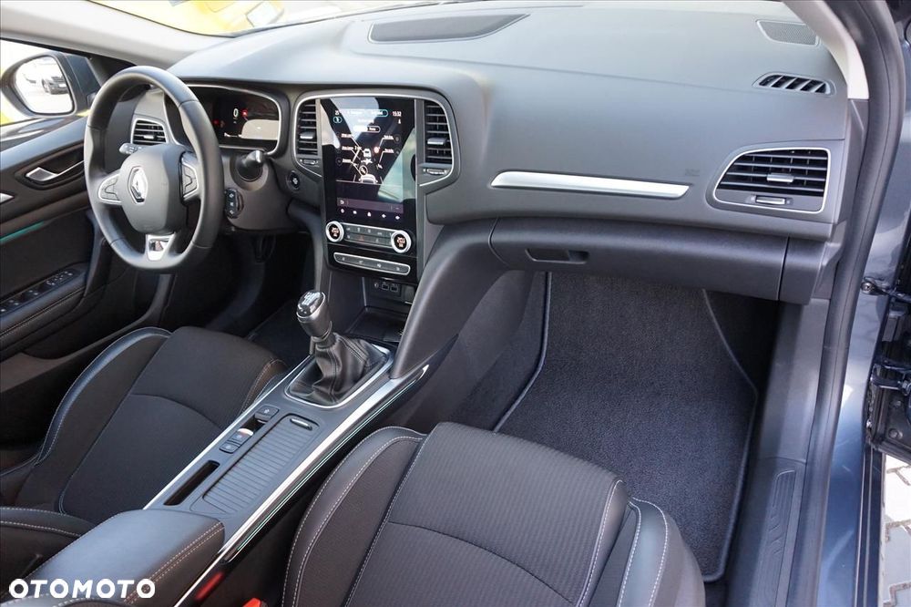 Renault Megane 1.3 TCe Techno - 12