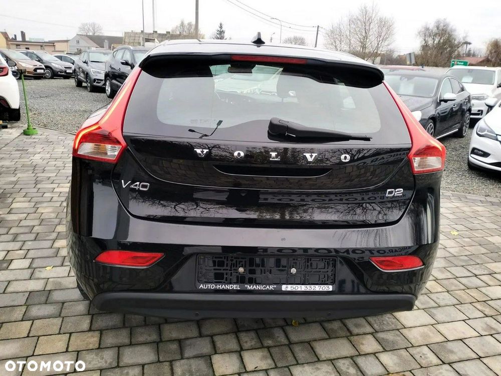 Volvo V40 D2 Momentum - 10
