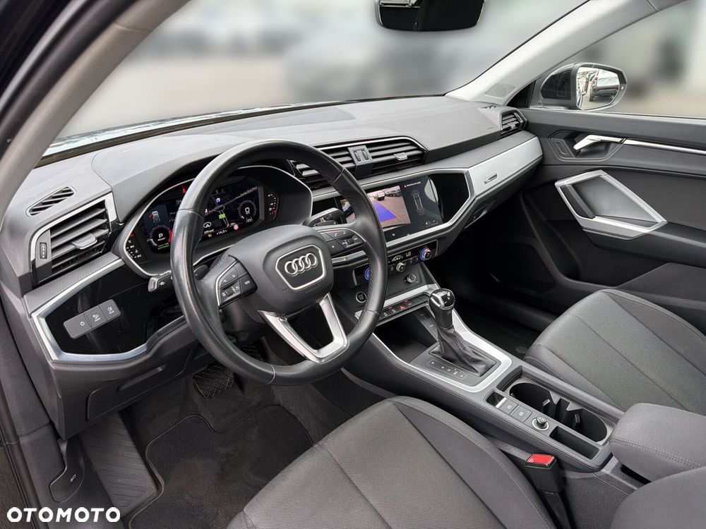 Audi Q3 - 11
