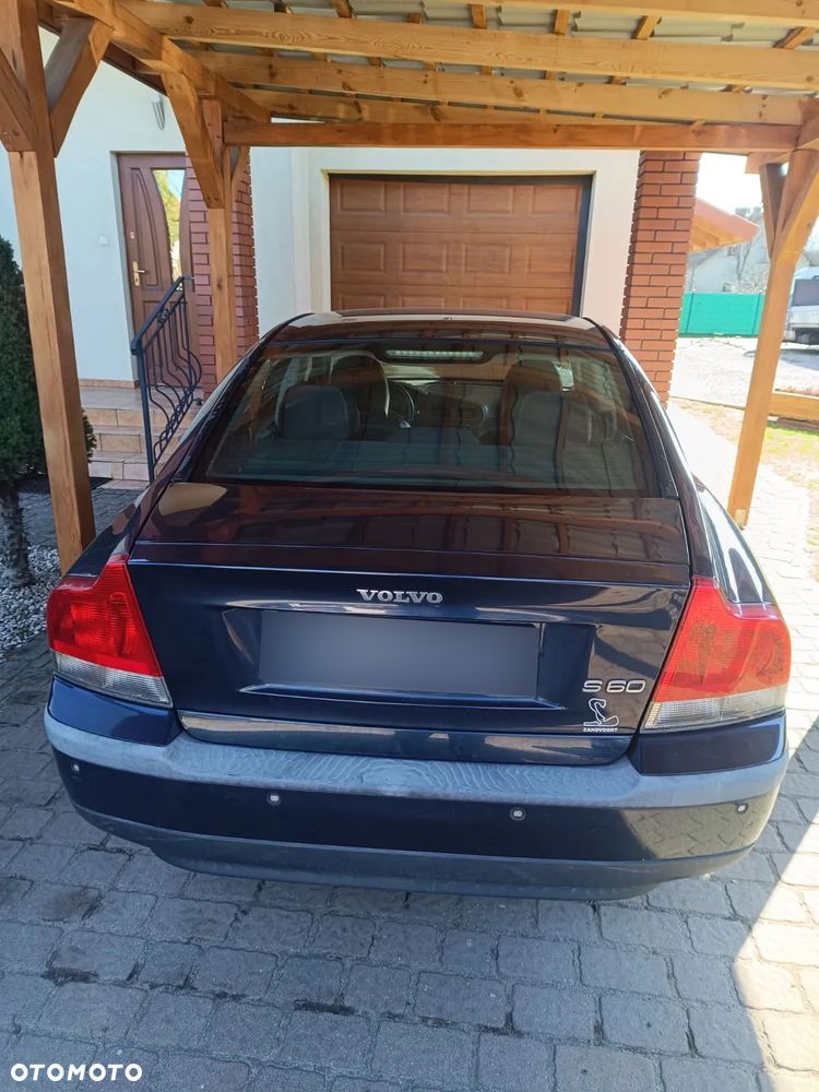 Volvo S60 2.4 - 5