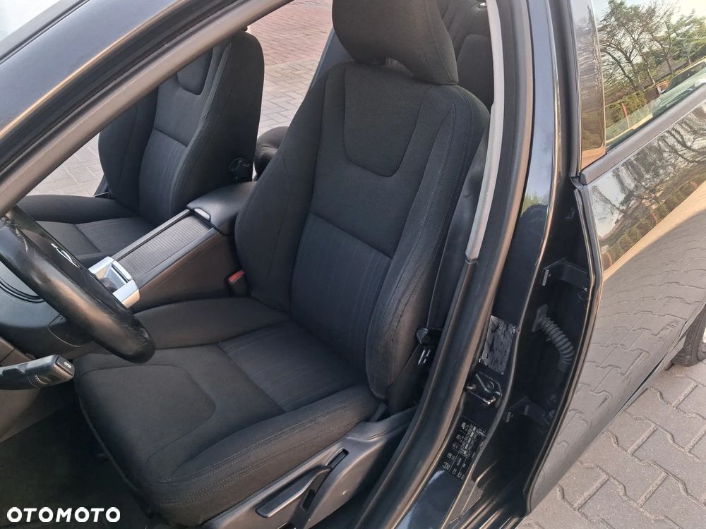 Volvo S60 DRIVe Kinetic - 19